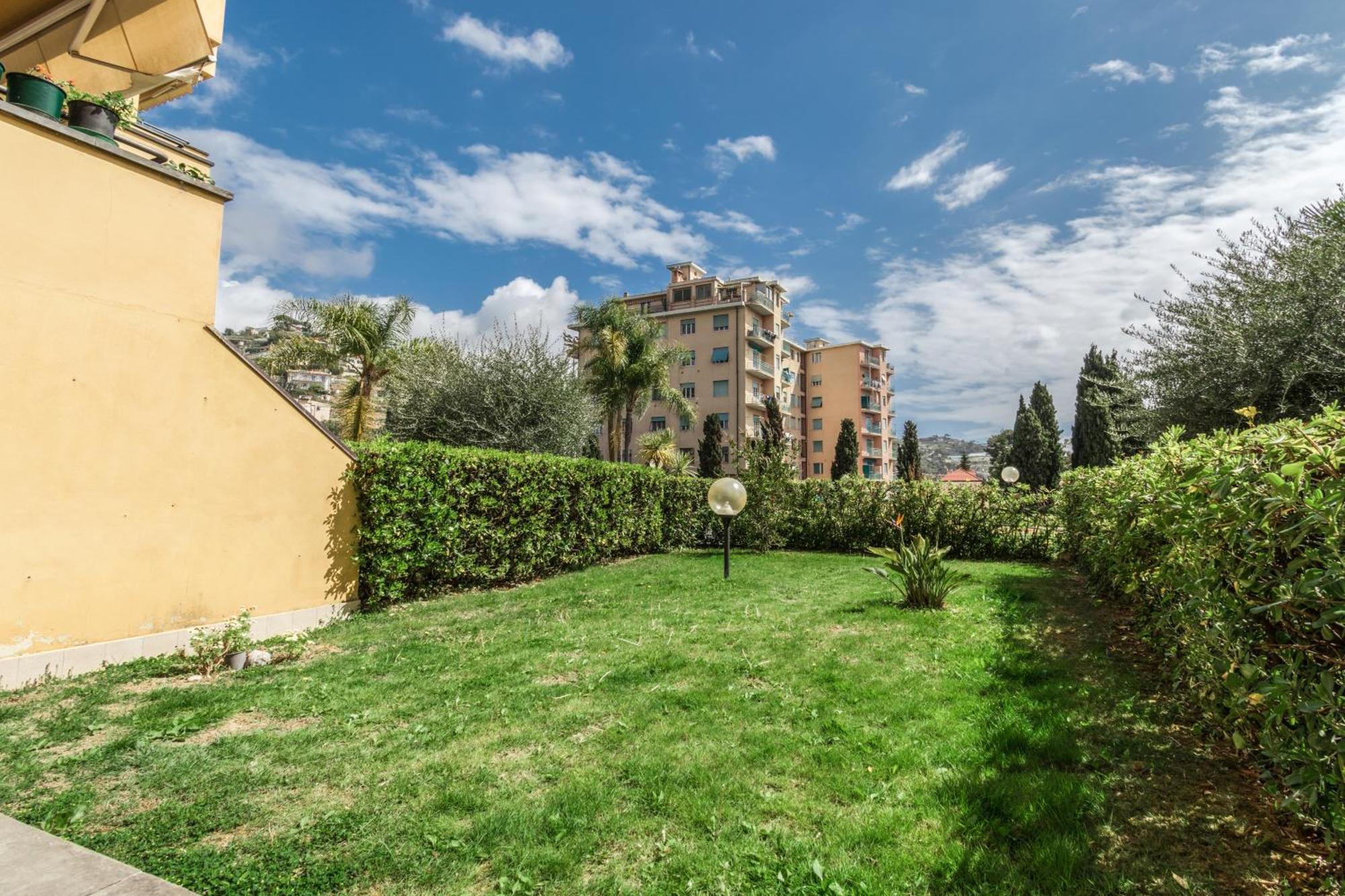 Apartment Elegante Con Piscina - Wi-fi & Box Privato Sanremo